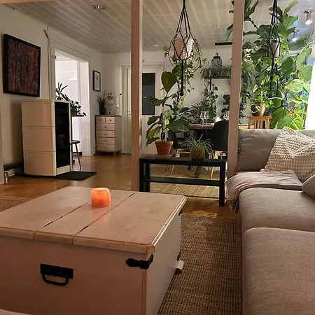 Mehilaeinen 240m2, 5br, Sauna, Dojo, Wifi, Cozy Familyhome *