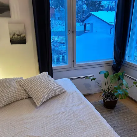 Mehilaeinen 240m2, 5br, Sauna, Dojo, Wifi, Cozy Familyhome Βίλα
